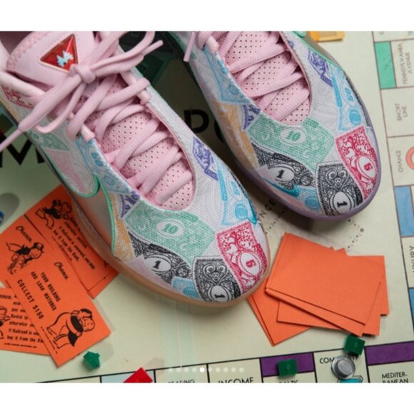 Nike LeBron XXII x MONOPOLY  \